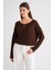 6933 Kadın Kayık Yaka Ince Mevsimlik Triko Kazak Kahve 1