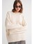 6925 Kadın Geniş Kollu Yumuşak Dokulu Triko Kazak Krem 1