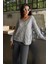 Gri V Yaka Örgü Desen Oversize Kadın Kazak MG2519 4