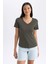Kadın Haki Slim Fit Dar Kesim V Yaka Düz Basic %100 Pamuk Kısa Kollu Tişört B0647AXNS 8