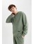 Regular Fit Kapüşonlu Yıkamalı Soluk Efektli Kanguru Cepli Sweatshirt B1118AX23AU 9