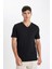 %100 Pamuk Slim Fit Dar Kesim V Yaka Basic Düz Kısa Kollu Siyah Tişört M7668AZ24SP 16