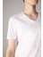 %100 Pamuk Slim Fit Dar Kesim V Yaka Basic Düz Kısa Kollu Beyaz Tişört M7668AZ24SP 12