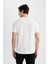 %100 Pamuk Slim Fit Dar Kesim V Yaka Basic Düz Kısa Kollu Beyaz Tişört M7668AZ24SP 18