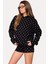 Siyah Puantiyeli Kapüşonlu Kadın Sweatshirt MG2560 4