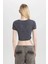 Coool Fitted Yıkamalı Soluk Efektli Basic Düz Kısa Kollu Tişört 12