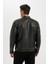Siyah Slim Fit Dar Kesim Dik Yaka Fermuarlı Dört Cepli Astarlı Mevsimlik Hafif İnce Suni Deri Mont Ceket C6965AX24AU 11