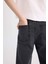 Erkek Çocuk Loose Fit Düz Paça Cepli Basic Düz Jean Pantolon C3698A824WN 13