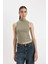 Slim Fit Dar Kesim Yarım Balıkçı Yaka Fitilli Kaşkorse Smart Atlet C7703AX24AU 9