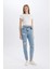 Lina Mom Fit Yırtık Detaylı Yüksek Bel Bilek Boy Jean Yıkamalı Pantolon 9