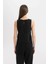 Regular Fit Yuvarlak Yaka Keten Karışımlı Kolsuz Bluz B5442AX24SM 10