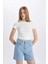 Yüksek Bel Paça Ucu Kesik Jean Şort 9