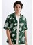 Relax Fit Yazlık Apaş Yaka Hawaii Baskılı Viskon Kısa Kollu Gömlek C7699AX24SM 8