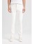 Pedro Slim Fit Dar Kalıp Normal Bel Dar Paça Beyaz Jean Pantolon 10