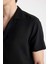 Modern Fit Yazlık Polo Yaka Basic Düz Aerobin Kısa Kollu Siyah Gömlek V8406AZ24SM 11