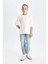 Kız Çocuk Mom Fit Yırtık Detaylı Dar Paça Cepli Jean Pantolon C8532A824AU 6