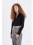 Siyah Fitted Vücuda Oturan Gömlek Yaka Fermuarlı Bengalin Uzun Kollu Crop Basic Düz Bluz C5037AX24AU 17