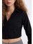 Siyah Fitted Vücuda Oturan Gömlek Yaka Fermuarlı Bengalin Uzun Kollu Crop Basic Düz Bluz C5037AX24AU 18