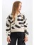 Kız Çocuk Desenli Bisiklet Yaka Sweatshirt D3018A824WN 10