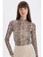 Slim Fit Dar Kesim Yarım Balıkçı Yaka Yılan Desenli Tül Uzun Kollu Tişört D5505AX24AU 7