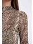 Slim Fit Dar Kesim Yarım Balıkçı Yaka Yılan Desenli Tül Uzun Kollu Tişört D5505AX24AU 11
