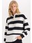 Relax Fit Polo Yaka Çizgili Kalın Sweatshirt 7