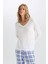 Pijama Takımı V Yaka Uzun Kollu Basic Düz Üst Kareli Beli Lastikli Alt-Fall in Love C5438AX24AU 10