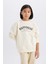 Kız Çocuk Relax Fit Bisiklet Yaka Baskılı Okul Sweatshirt D9078A825SP 10