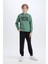 Erkek Çocuk NBA Boston Celtics Kapüşonlu İçi Yumuşak Tüylü Sırt Baskılı Sweatshirt D8020A824WN 14