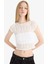 Coool Fitted Crop Dantel Kısa Kollu Beyaz Bluz F1778AX25SM 18