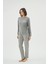 Kadın Uzun Kollu Fiyonklu Gri Üst Kareli Alt Pijama Takımı C8T2N961 1