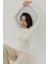 Kadın Slim Fit Yuvarlak Yaka Uzun Kollu Üst Beyaz 9