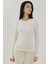 Kadın Slim Fit Yuvarlak Yaka Uzun Kollu Üst Beyaz 12