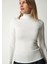 W0010437 Bsm Yarım Boğazlı Basic Bluz 2