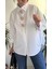 Kadın Gold Aksesuarlı Beyaz Oversıze Gömlek 2