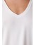 Beyaz V Yaka Regular Fit Modal Tişört 1