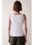 V Yaka Beyaz Üst 10