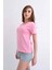 Kadın V Yaka Düz Baskısız %100 Pamuk Pembe Basic Tişört 3