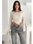 Ispanyol Kol Ribanalı Sivri Etek Uçlu Crop Bluz – Modern & Vücuda Oturan Stil 4