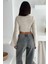 Ispanyol Kol Ribanalı Sivri Etek Uçlu Crop Bluz – Modern & Vücuda Oturan Stil 6