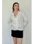 Yakası Volanlı Gömlek 1