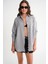 3833 Kadın Oversize Cepli Müslin Gömlek Gri 1