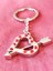 Kırmızı Taşlı Ok ve Kalp Şeklinde Metal Anahtarlık 3