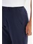 Regular Fit Normal Kesim Dar Paça Yan Cep Detaylı Lacivert Pantolon 4