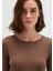 Uzun Kollu Kahverengi Crop Basic Tişört 1612822-81959 12
