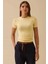 Kadın Yuvarlak Yaka Kısa Kollu Basic T-Shirt - Sarı 1