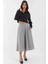 Kadın Fermuarlı Yüksek Bel Midi A-Form Etek Gri 4