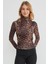 Leopar Desenli Dik Yaka Drapeli Bluz 5