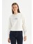 Regular Fit Normal Kesim Bisiklet Yaka Kırık Beyaz Sweatshirt 3