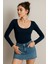 Kadın Lacivert U Yaka Uzun Kollu Bluz 4